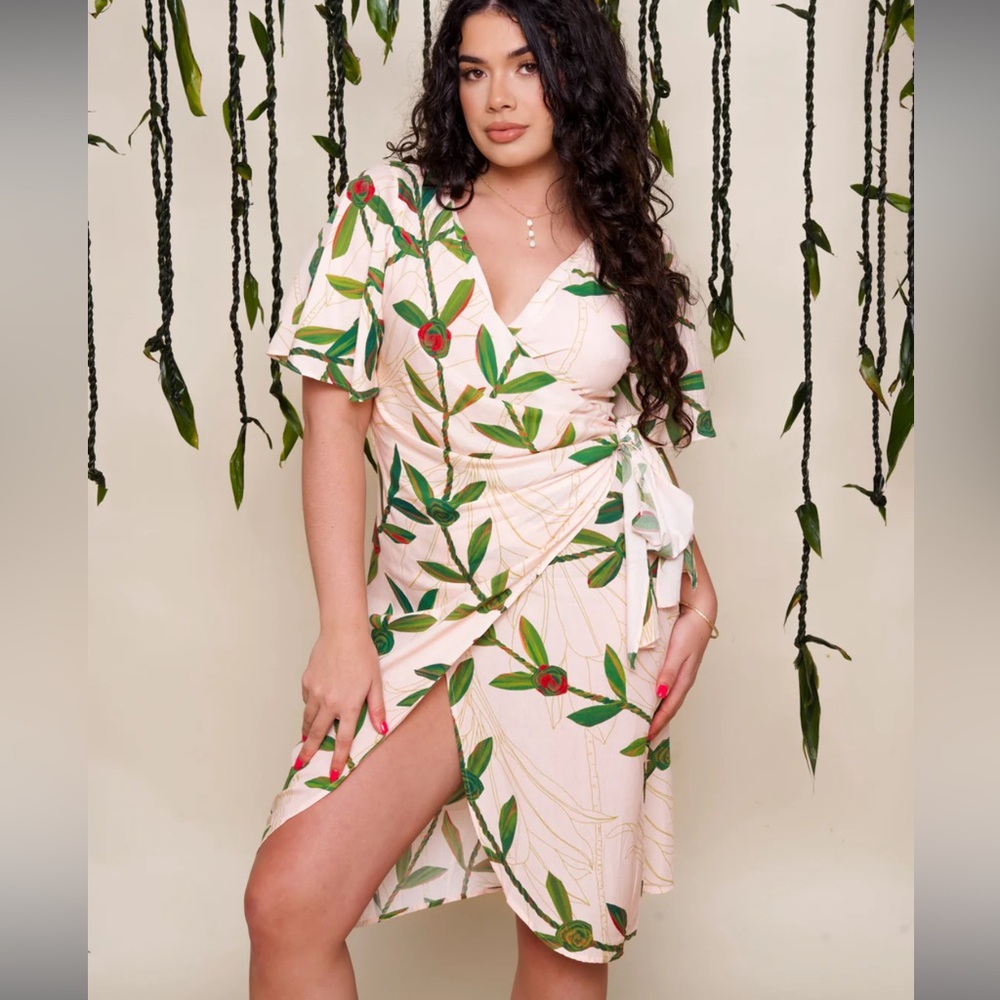 NEW Lexbreezy Hawaii Mini Wrap Dress Hilo Ti Leaf Medium